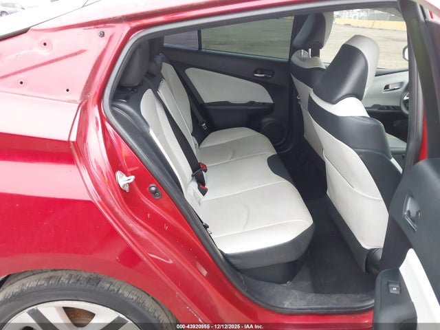 JTDKARFU8G3508892 Toyota Prius Three Touring
