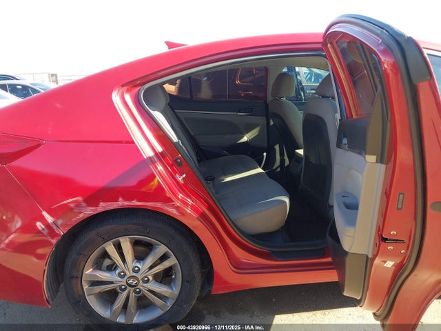 5NPD84LF4JH233269 Hyundai Elantra Value Edition