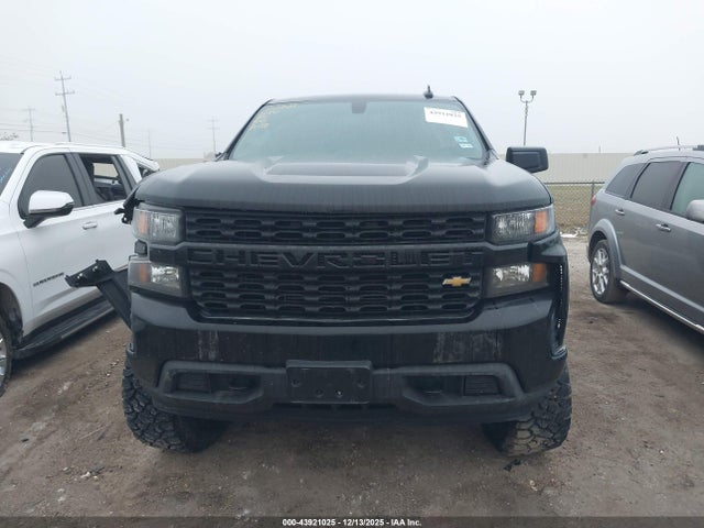 3GCPYBEK5MG238988 Chevrolet Silverado 1500 4wd Short Bed Custom