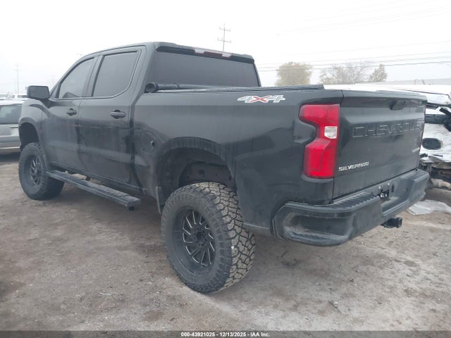 3GCPYBEK5MG238988 Chevrolet Silverado 1500 4wd Short Bed Custom
