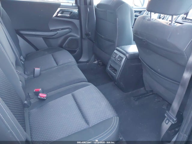 2022 MITSUBISHI OUTLANDER JA4J4TA82NZ013635 Photo 7