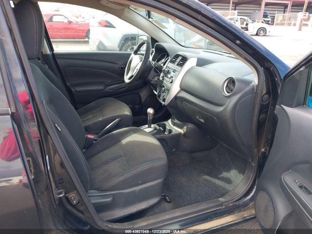 Nissan Versa 2018 3N1CN7AP2JL838976 Image 18