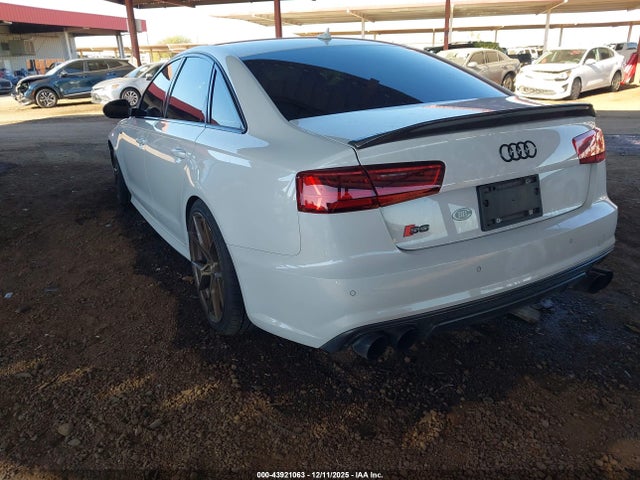2017 AUDI S6 WAUHFAFC7HN066890 Photo 2