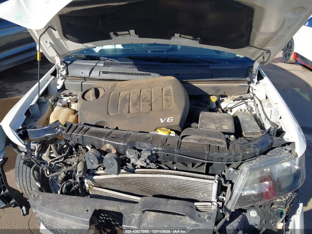 3C4PDCEG9JT528019 Dodge JOURNEY GT