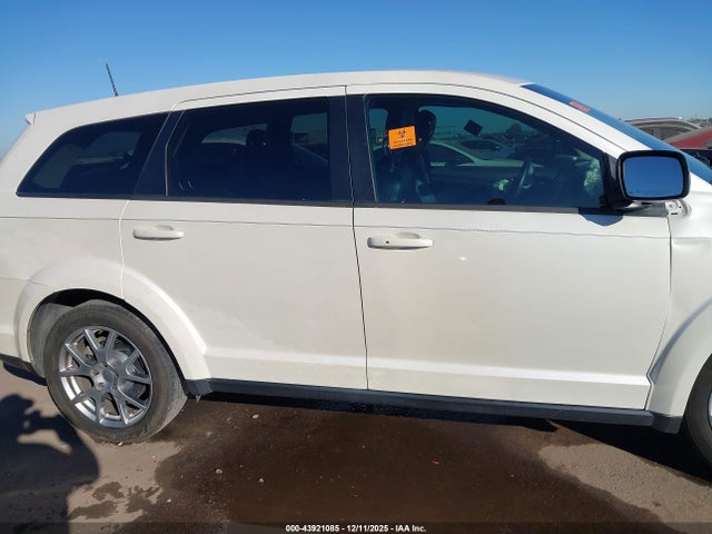 3C4PDCEG9JT528019 Dodge JOURNEY GT