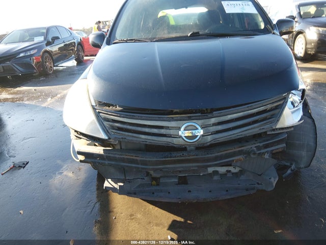 Продажа на аукционе авто 2011 Nissan Versa 1.8s, vin: 3N1BC1CPXBL445790, номер лота: 43921128