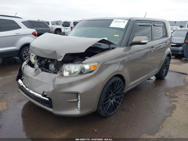 Scion XB 2014 JTLZE4FE9EJ059346 Image 2