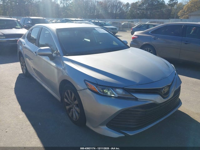 Продаж на аукціоні авто 2019 Toyota Camry Le, vin: 4T1B11HK6KU819247, номер лоту: 43921174