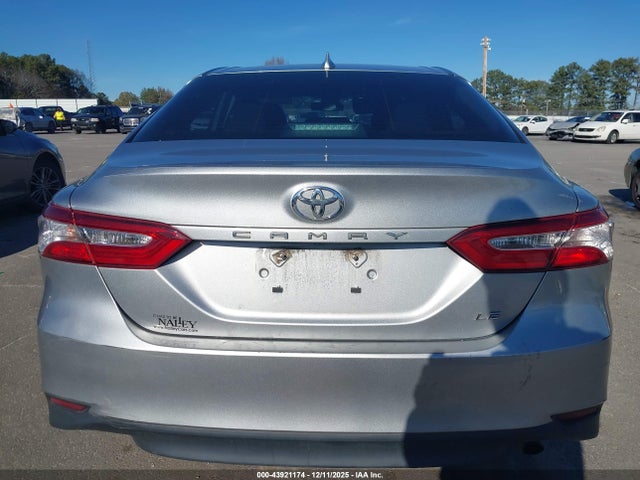 Продаж на аукціоні авто 2019 Toyota Camry Le, vin: 4T1B11HK6KU819247, номер лоту: 43921174
