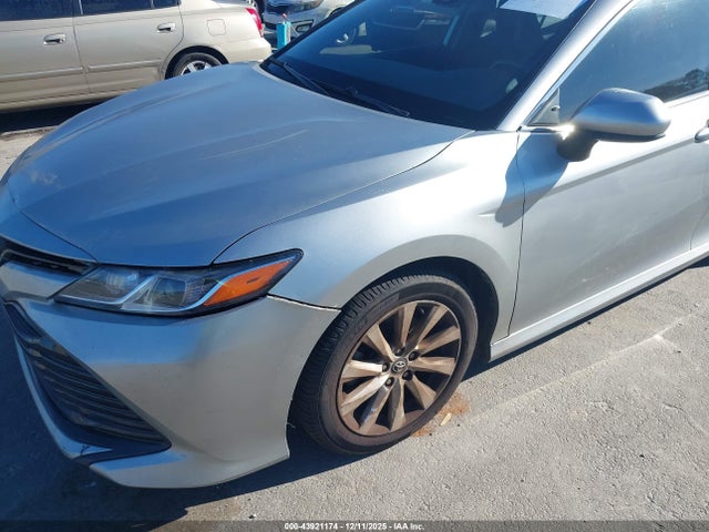Продаж на аукціоні авто 2019 Toyota Camry Le, vin: 4T1B11HK6KU819247, номер лоту: 43921174