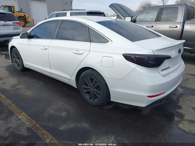 5NPE24AF4FH118929 Hyundai SONATA SE