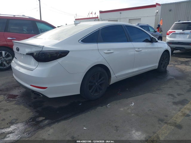 5NPE24AF4FH118929 Hyundai SONATA SE