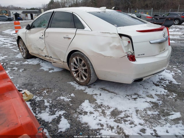 2015 CADILLAC XTS 2G61P5S3XF9284520 Photo 2