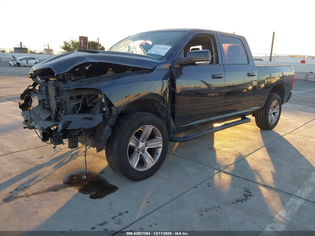 RAM 1500 Sport 2015 1C6RR6UT2FS692965 Image 2