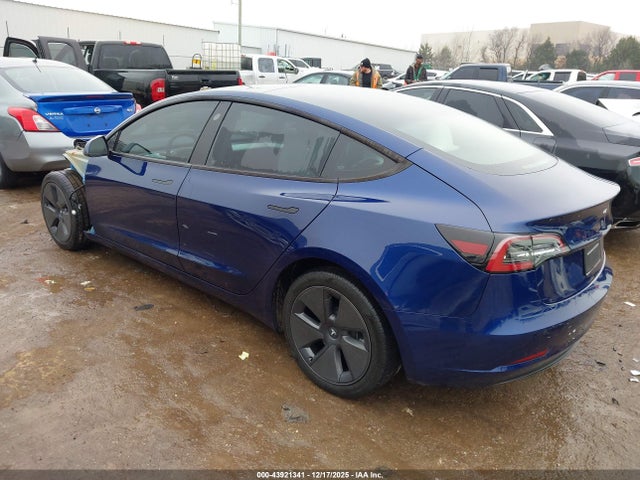 2023 TESLA MODEL 3 5YJ3E1EA3PF561701 Photo 2