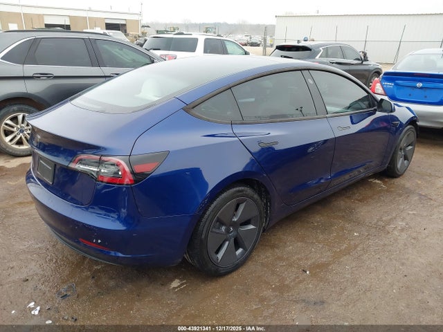 2023 TESLA MODEL 3 5YJ3E1EA3PF561701 Photo 3