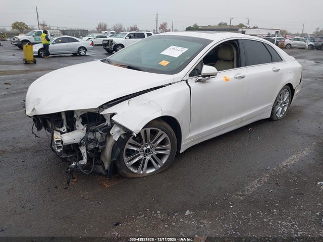 3LN6L2J98FR607231 Lincoln MKZ