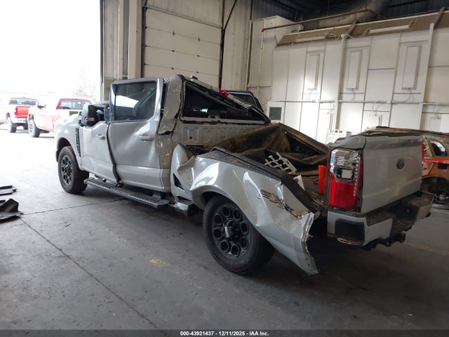 Ford F-350 Xlt 2025 1FT8W3BN0SEC53434 Image 3