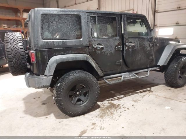 2014 JEEP WRANGLER UNLIMITED 1C4BJWDG4EL129591 Photo 3