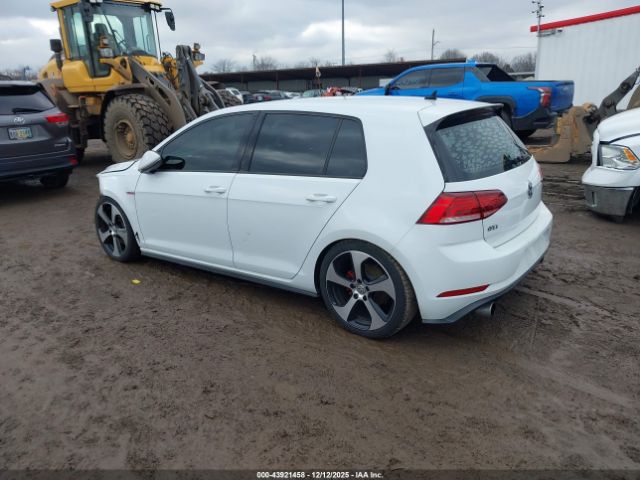 2018 VOLKSWAGEN GOLF GTI 3VW547AU2JM251053 Photo 2
