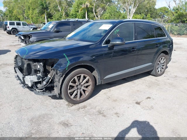 2017 AUDI Q7 WA1LHAF72HD040269 Photo 1