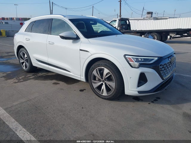 2024 AUDI Q8 E-TRON WA15AAGE3RB033550 Photo 0