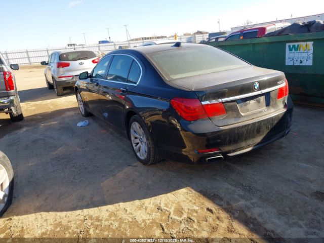 2011 BMW 750LI WBAKC8C5XBC433622 Photo 2