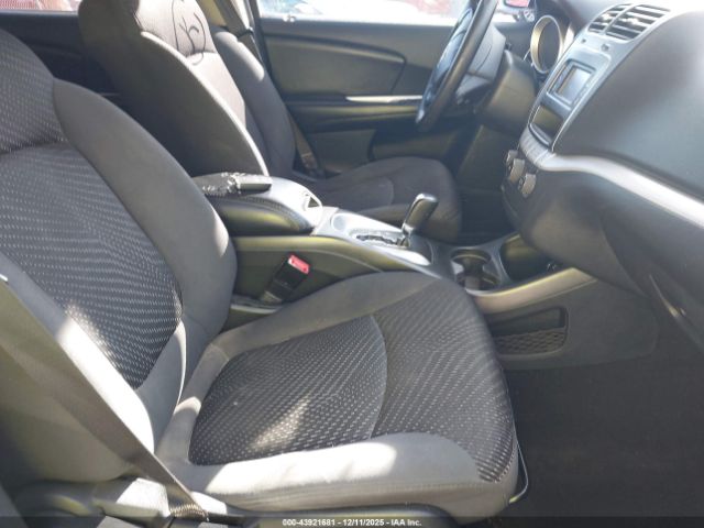 2018 DODGE JOURNEY 3C4PDCAB9JT384384 Photo 4