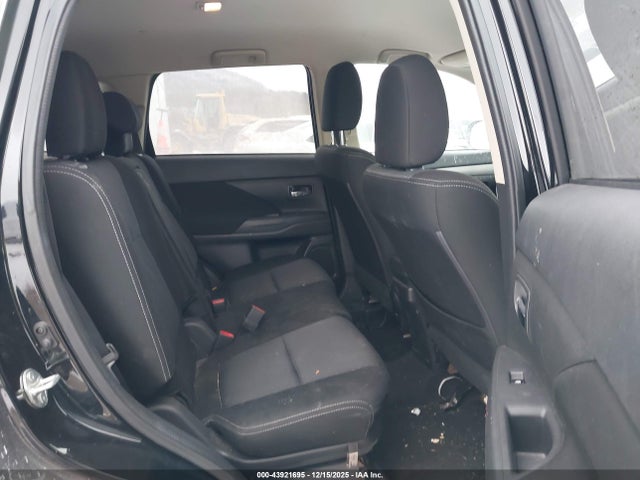 2017 MITSUBISHI OUTLANDER JA4AZ3A37HZ050514 Photo 7