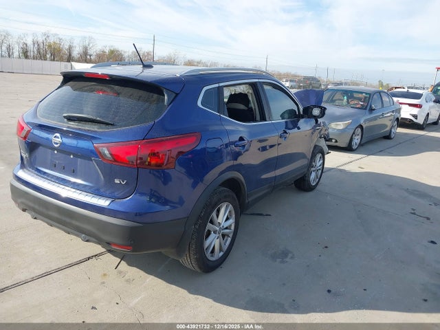 JN1BJ1CP6KW228690 Nissan Rogue Sport Sv
