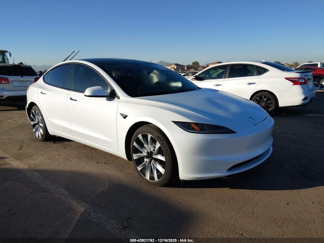 2025 TESLA MODEL 3 5YJ3E1EA4SF049843 Photo 0