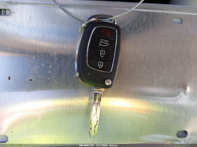 2017 HYUNDAI TUCSON KM8J33A41HU485117 Photo 10