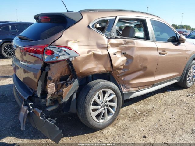 2017 HYUNDAI TUCSON KM8J33A41HU485117 Photo 5