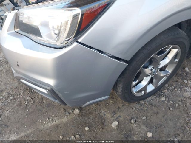 2017 SUBARU FORESTER JF2SJATC5HH414925 Photo 5