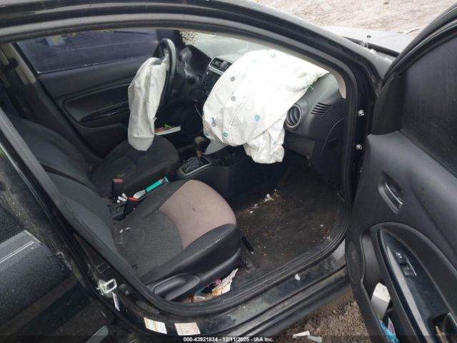 2017 MITSUBISHI MIRAGE ML32A4HJ0HH002440 Photo 4