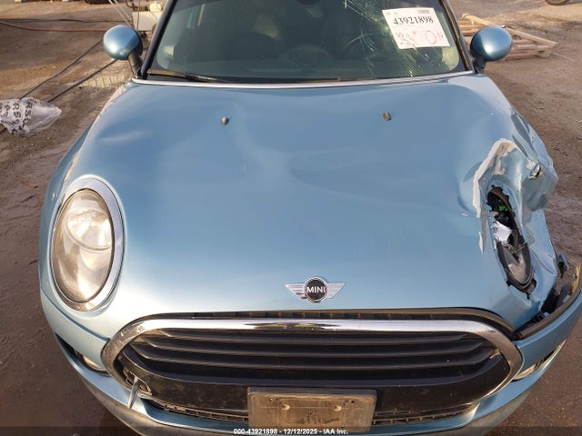 WMWLU1C54H2F27327 Mini Clubman Cooper