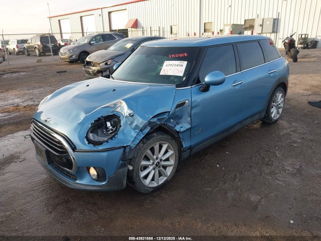 WMWLU1C54H2F27327 Mini Clubman Cooper