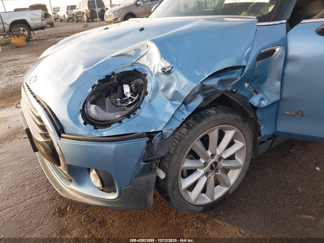 WMWLU1C54H2F27327 Mini Clubman Cooper