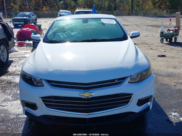 Продажа на аукционе авто 2018 Chevrolet Malibu Lt, vin: 1G1ZD5ST2JF139697, номер лота: 43921980