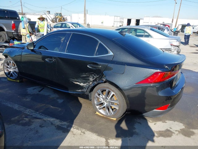 Lexus IS 300 2019 JTHBA1D27K5100799 Image 13