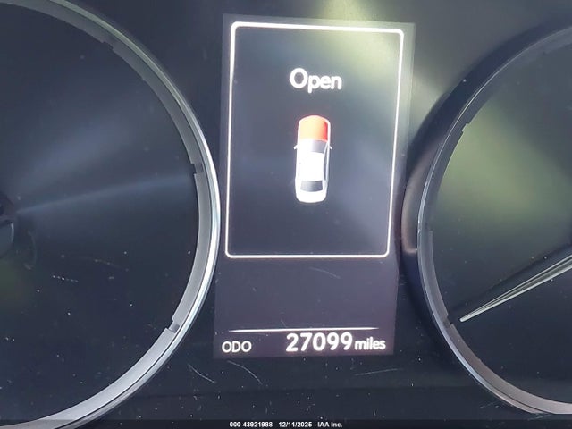 Lexus IS 300 2019 JTHBA1D27K5100799 Image 14