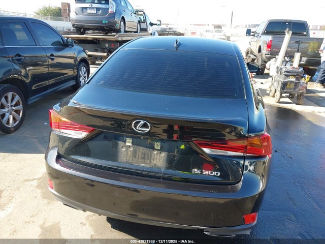 Lexus IS 300 2019 JTHBA1D27K5100799 Image 15