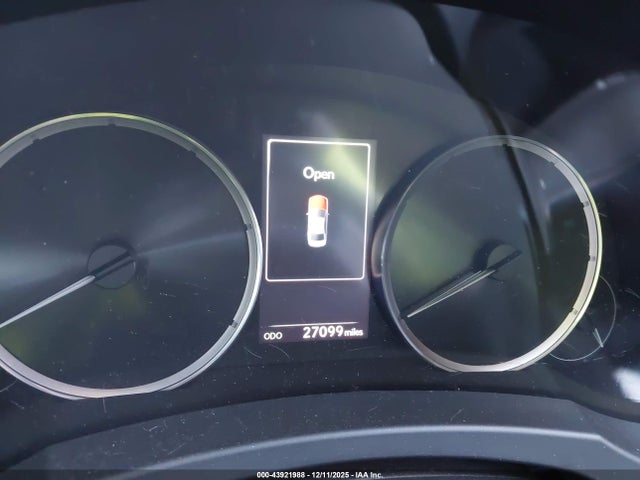 Lexus IS 300 2019 JTHBA1D27K5100799 Image 7