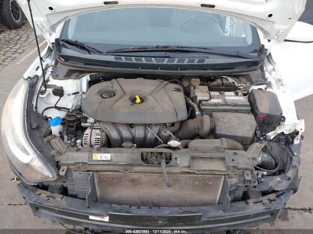 5NPDH4AE5GH700492 Hyundai ELANTRA SE