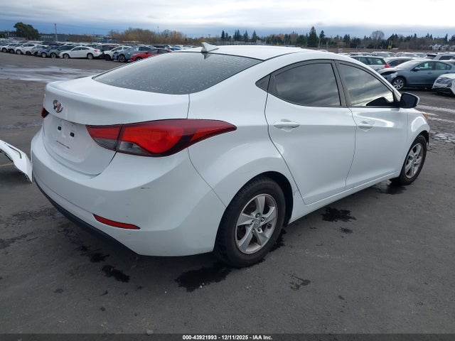 5NPDH4AE5GH700492 Hyundai ELANTRA SE