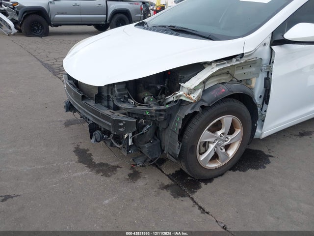 5NPDH4AE5GH700492 Hyundai ELANTRA SE
