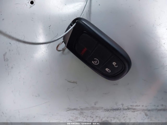 2017 JEEP CHEROKEE 1C4PJMDB1HW612294 Photo 10