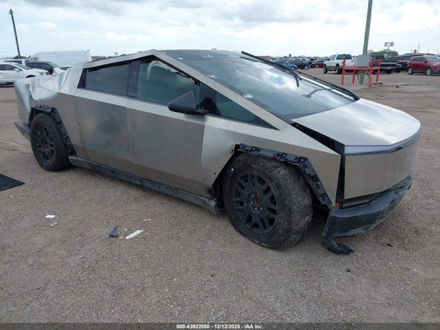 2024 TESLA CYBERTRUCK 7G2CEHEE4RA047686