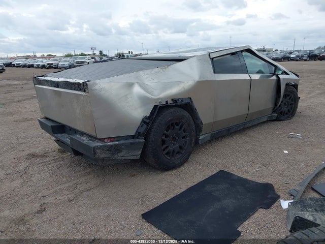 2024 TESLA CYBERTRUCK 7G2CEHEE4RA047686 Photo 3
