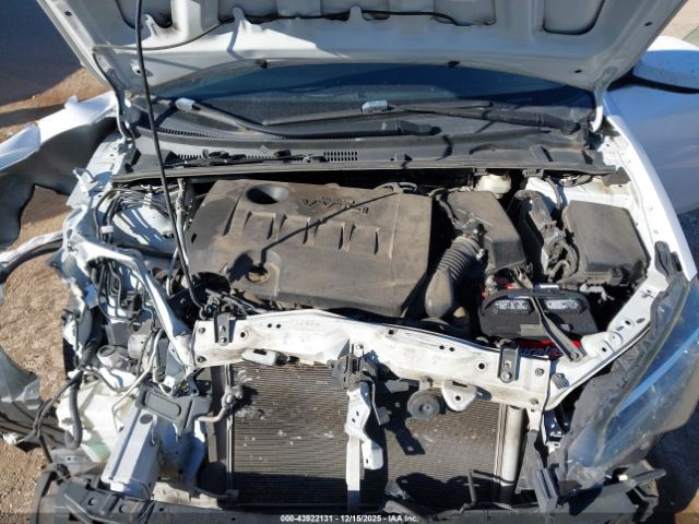 2019 TOYOTA COROLLA 2T1BURHE6KC242978 Photo 9